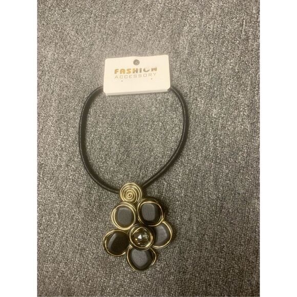 Wire Flower Statement Necklace - Picture 1 of 6